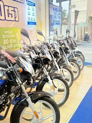 Bajaj CT100 ES 2026