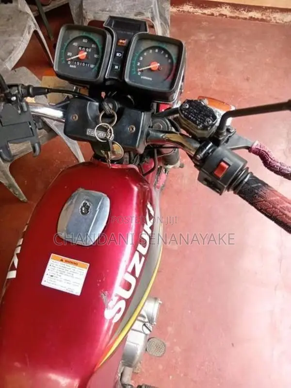 Suzuki GS 125 1997
