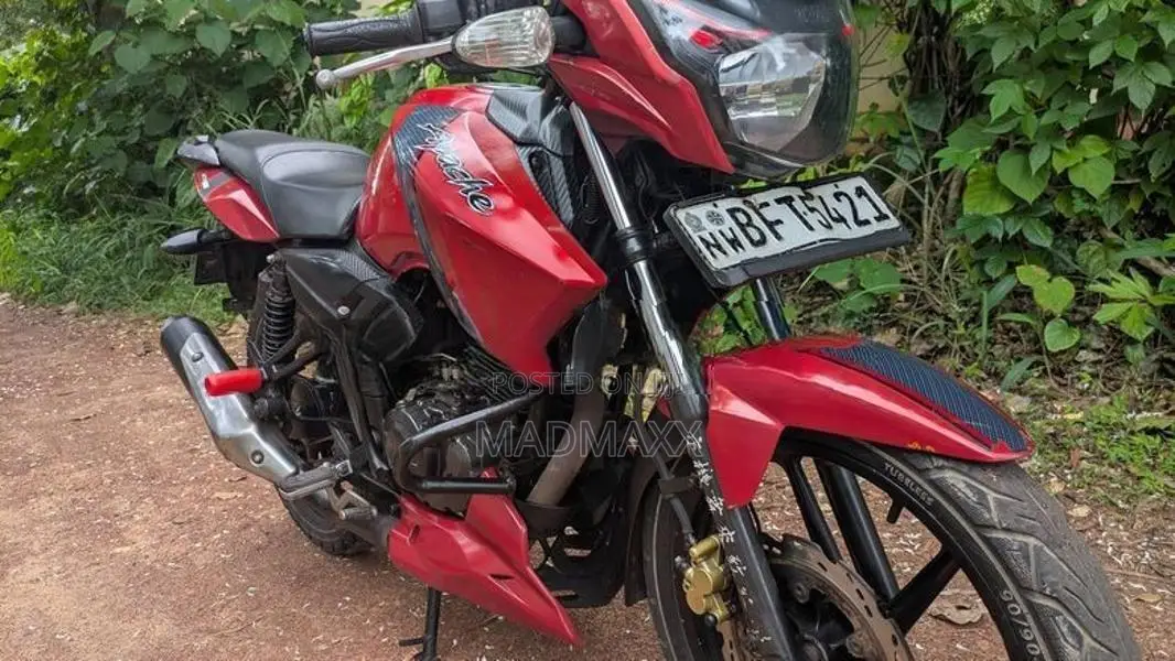 TVS Apache 2017