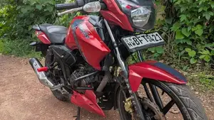 TVS Apache 2017