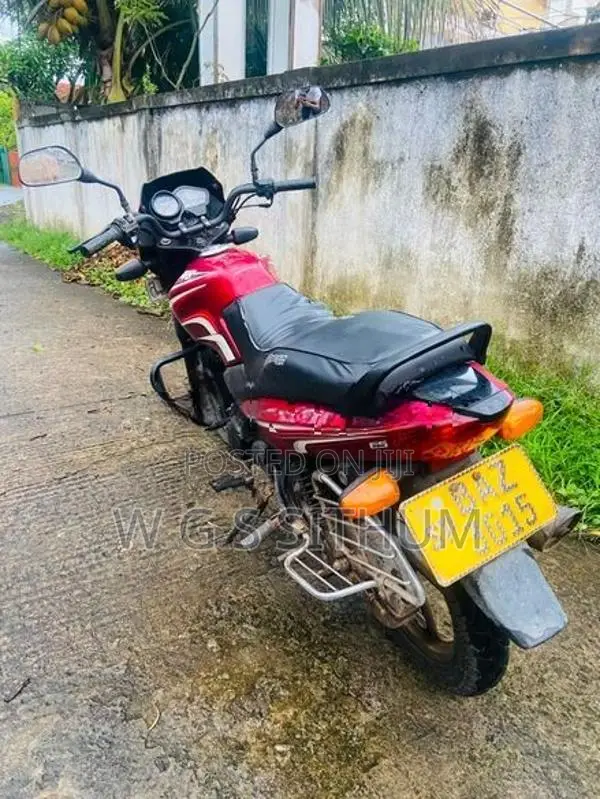 TVS Metro 2014