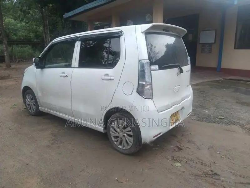 Suzuki Wagon R FZ MH44S 2014