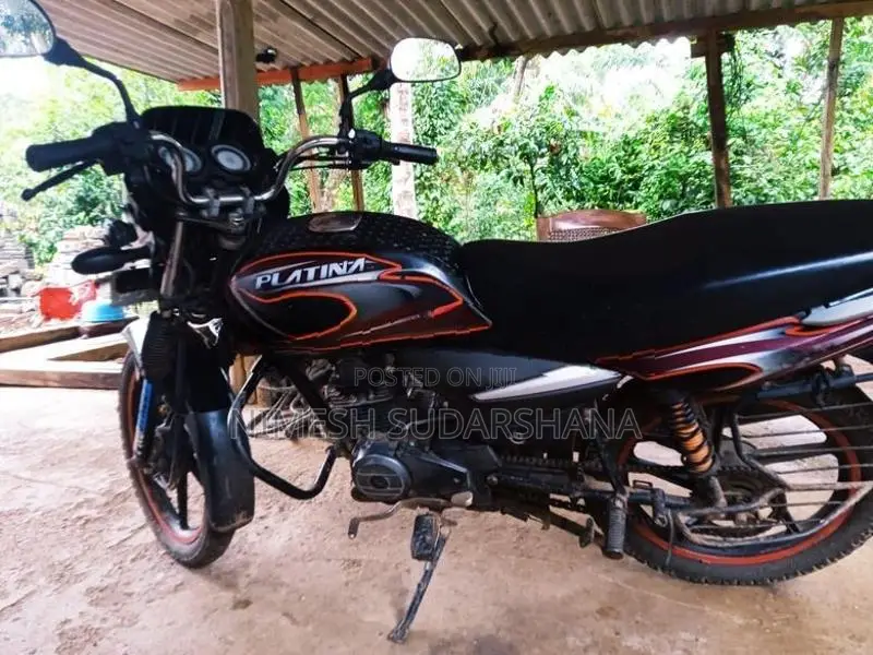 Bajaj Platina 100 2012