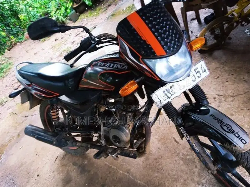Bajaj Platina 100 2012