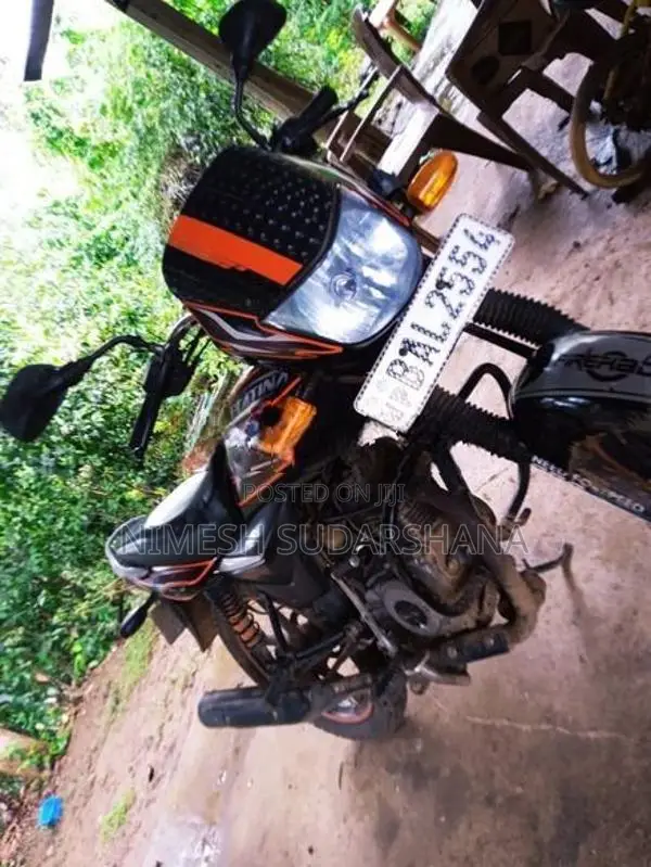 Bajaj Platina 100 2012