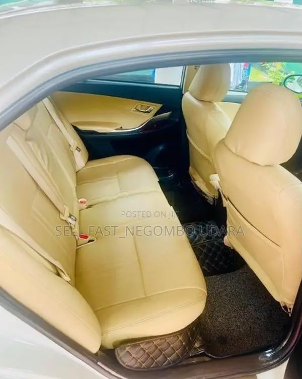 Toyota Premio G Superior 2018