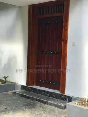 (CPR1010)Single Story Large House for Rent in Androson Road Dehiwala