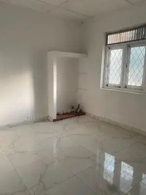 (CPR1010)Single Story Large House for Rent in Androson Road Dehiwala