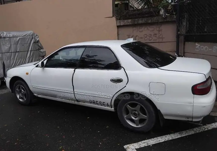 Nissan Presea 1998