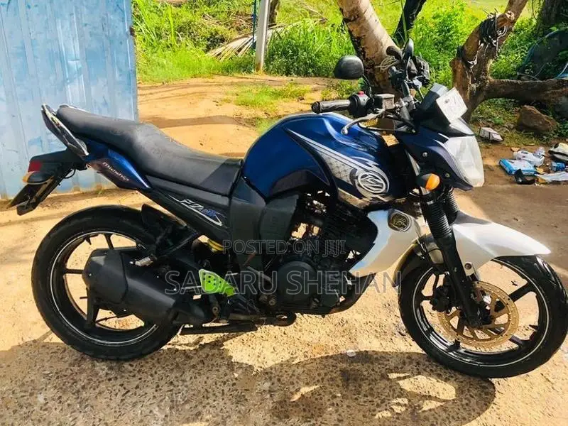 Yamaha FZS V1 2014