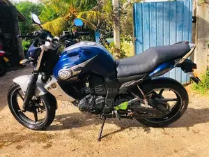 Yamaha FZS V1 2014
