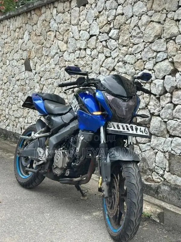 Bajaj Pulsar NS200 2016