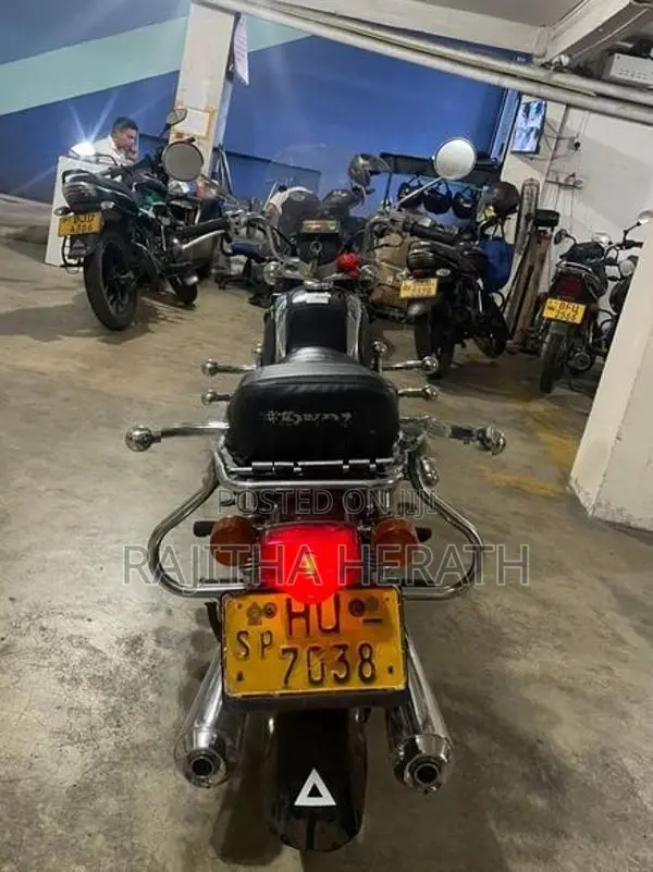 Honda Benly 2004