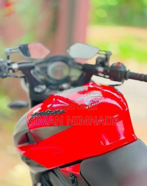 Bajaj Pulsar NS200 2017