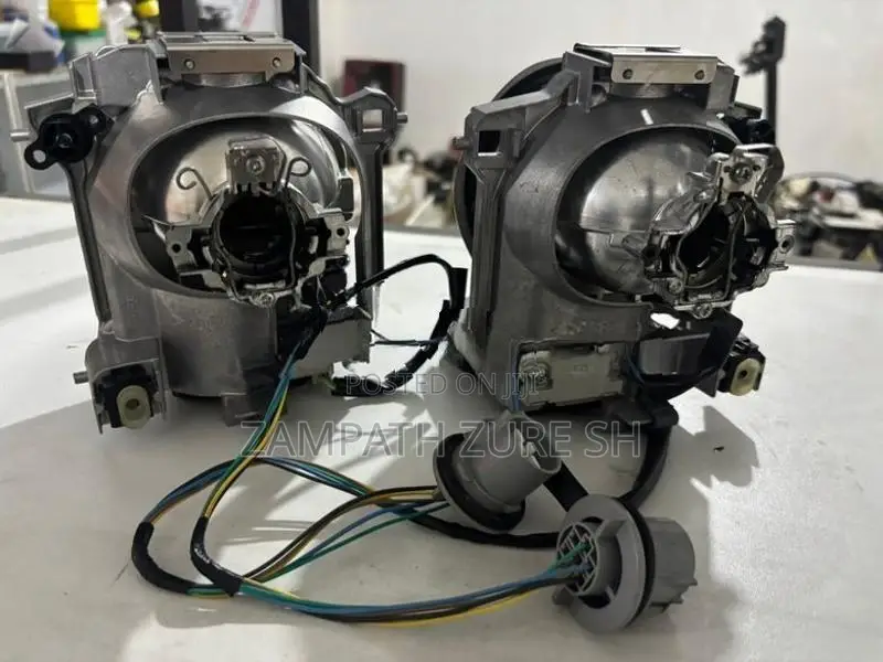 Mazda 3 Headlight