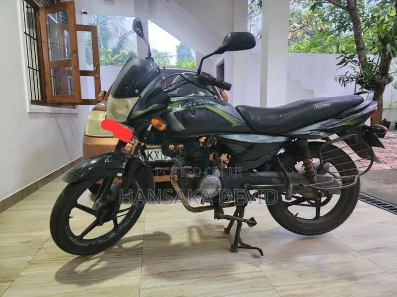 Bajaj Platina 125 2011