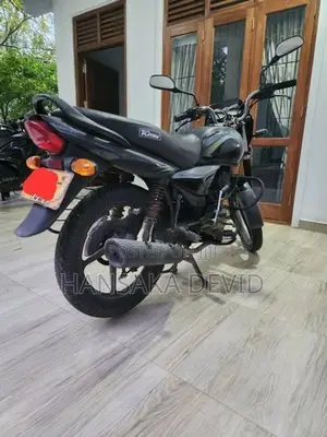 Bajaj Platina 125 2011