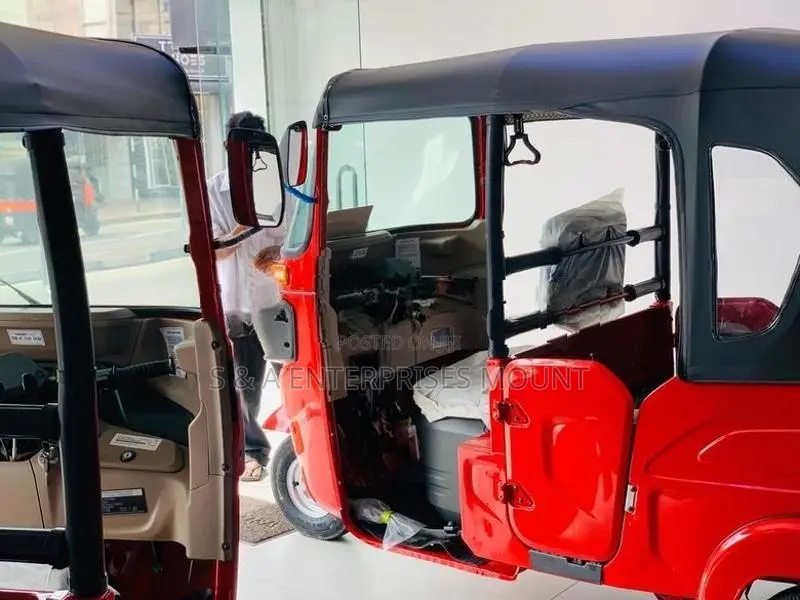 Bajaj RE 2026
