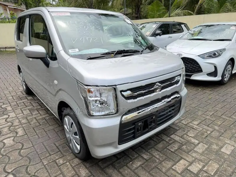 Suzuki Wagon R FX Petrol 2025