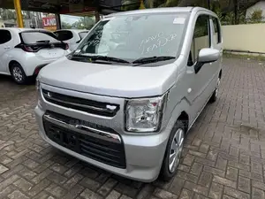 Suzuki Wagon R FX Petrol 2025