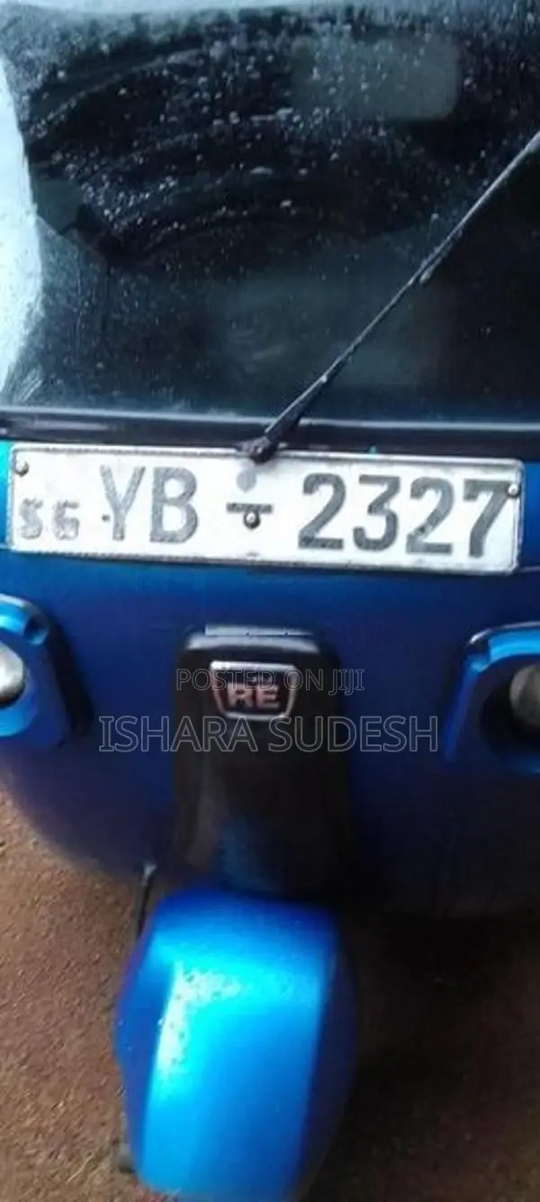 Bajaj RE 2010
