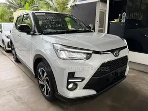 Toyota Raize 1000cc 2025