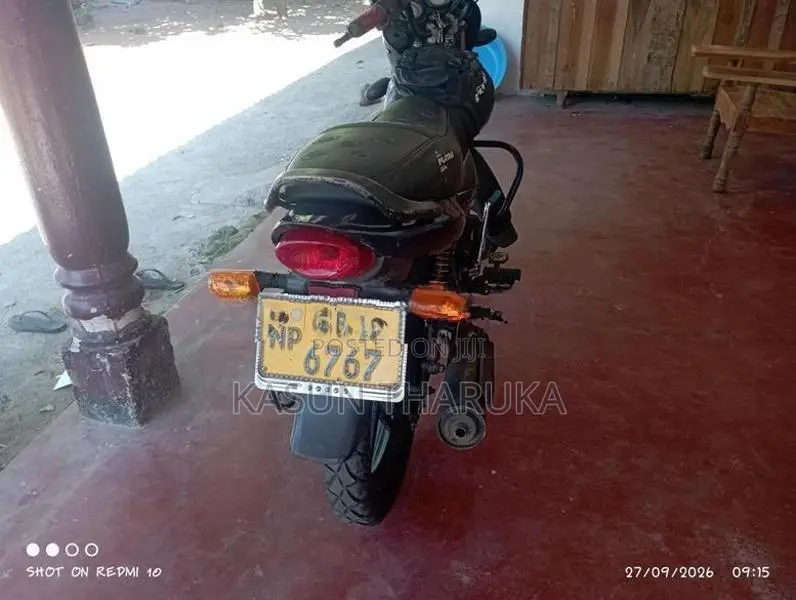 Bajaj Platina 100 2014