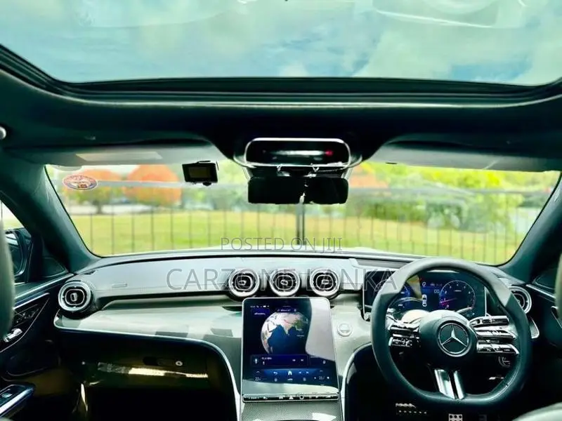 Mercedes Benz C200 AMG Premium Plus 2026