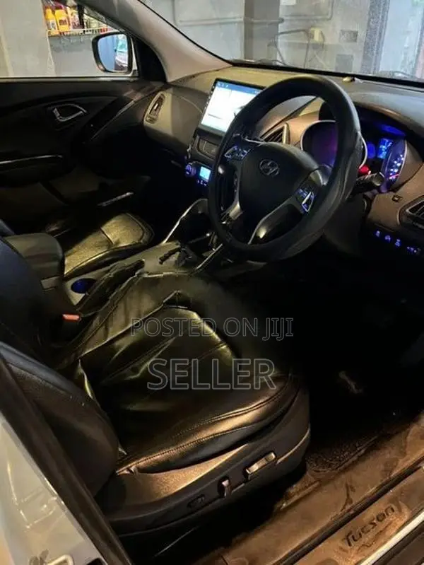 Hyundai Tucson Premium Sunroof 2014