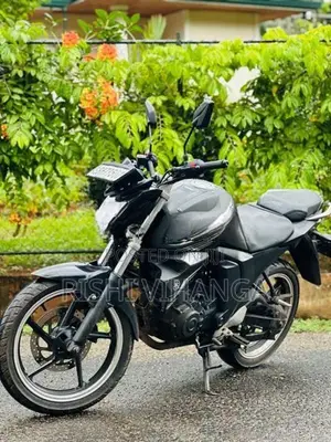 Yamaha FZ 2018