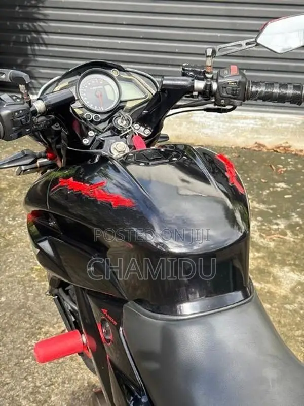 Bajaj Pulsar 150 NS 2016