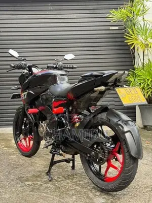 Bajaj Pulsar 150 NS 2016