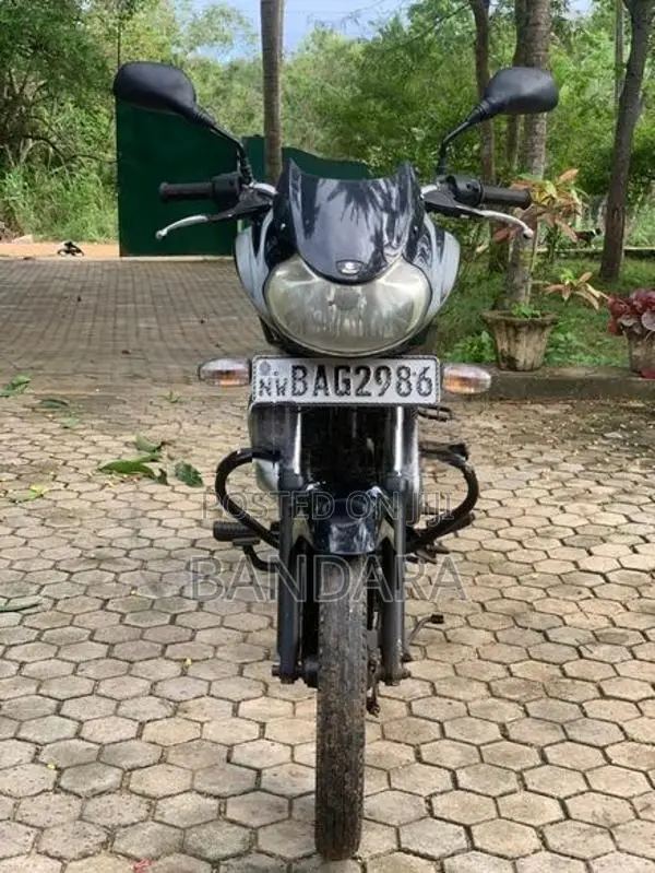 Bajaj Discover 2013