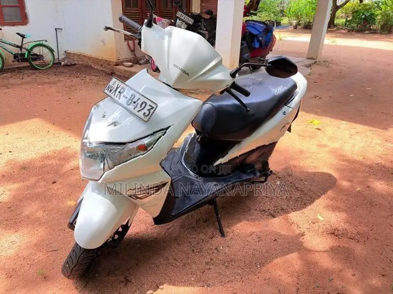 Honda Dio 2012