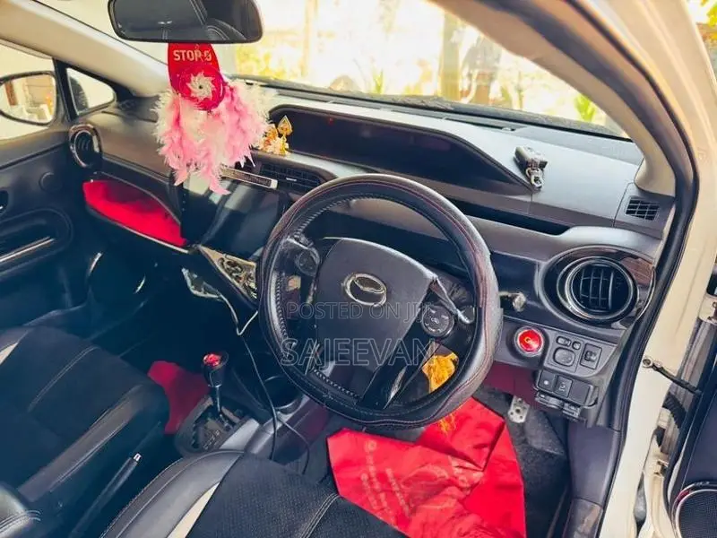 Toyota Aqua 2014