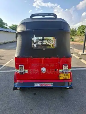 Bajaj RE 2012