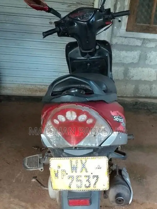 TVS Streak 2012