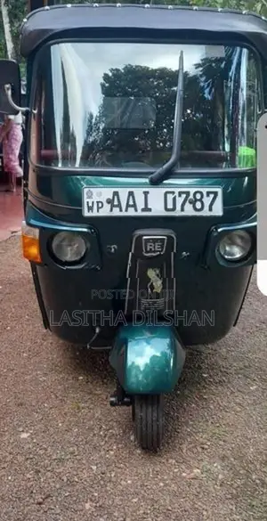 Bajaj RE 2013