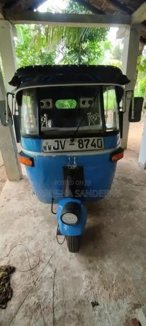 Bajaj RE 2004