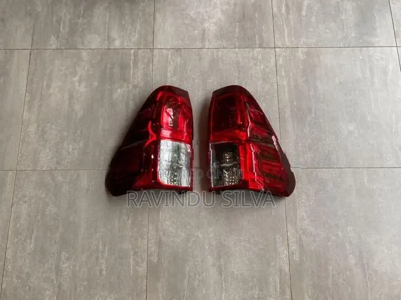 Toyota Hillux Lighting Set