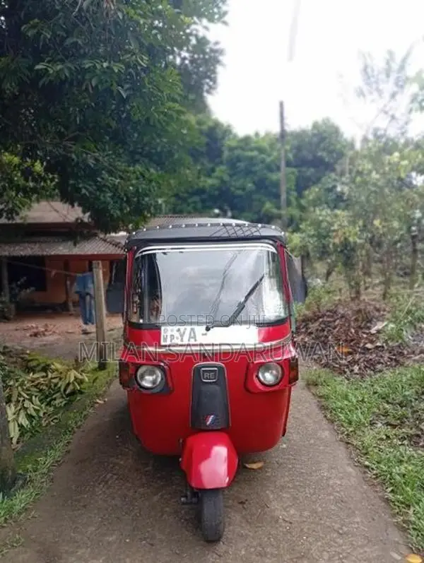 Bajaj RE 2010