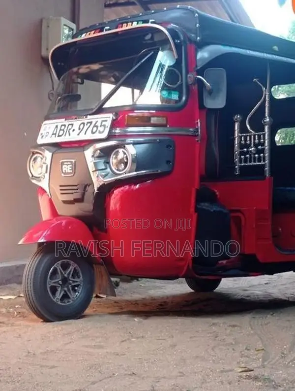 Bajaj RE Three Wheeler 2018