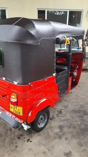Bajaj RE 2008
