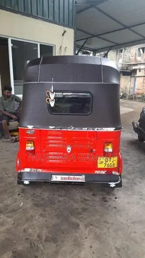 Bajaj RE 2008