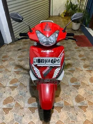 Mahindra Gusto RS 2017