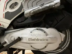 Mahindra Gusto RS 2017