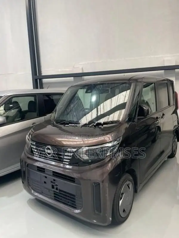 Nissan Roox 2024