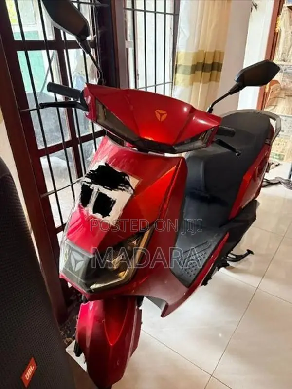 Yadea T5 2025
