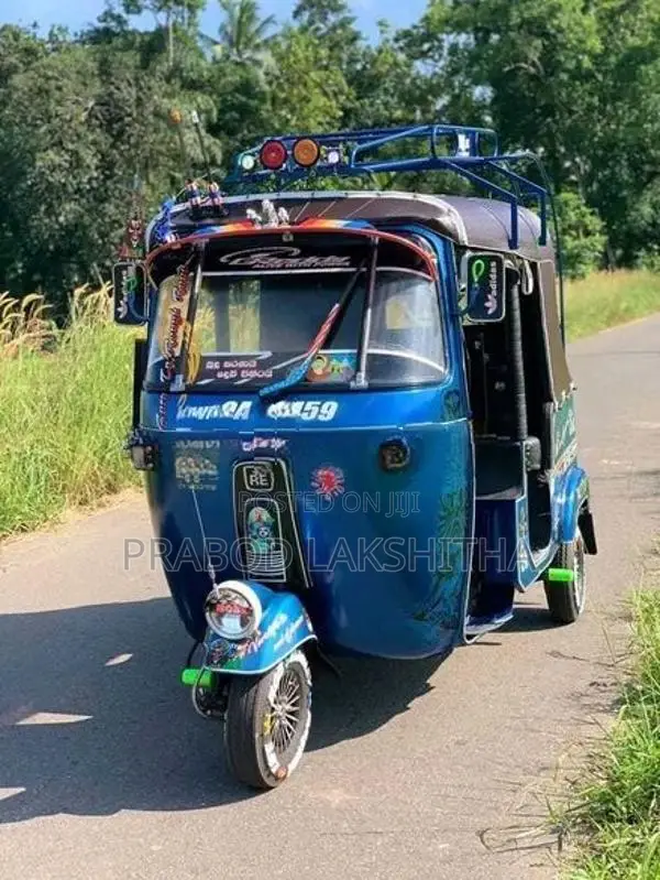 Bajaj RE 2006