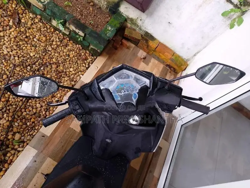 Yamaha Ray ZR Disc 2016